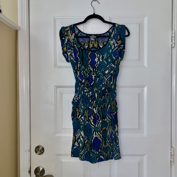 Angie Dress - Picture 2 of 4